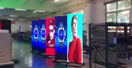 شاشات ليد بوستر اوت دور نحيفة